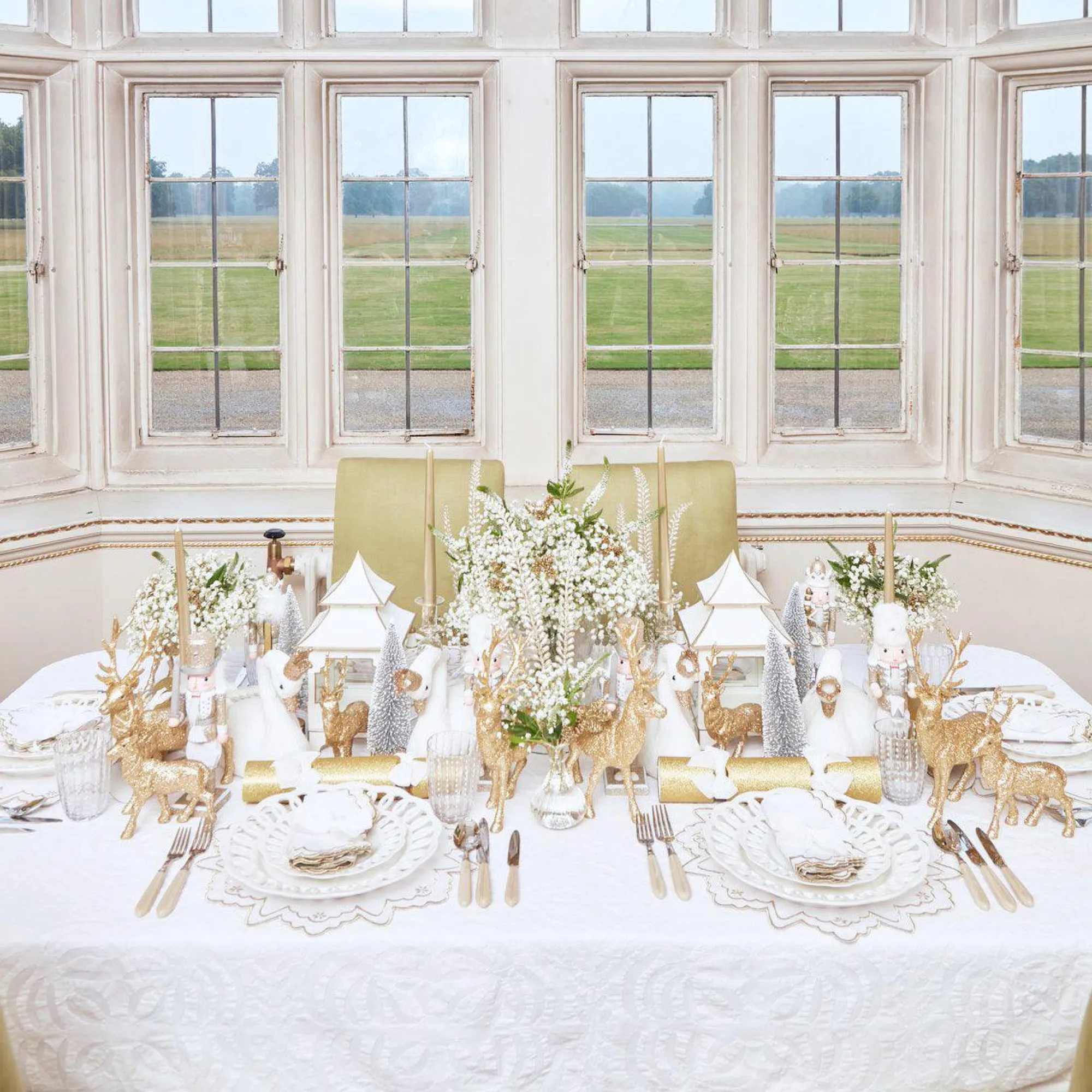 Applique White Tablecloth|Mrs. Alice Sale