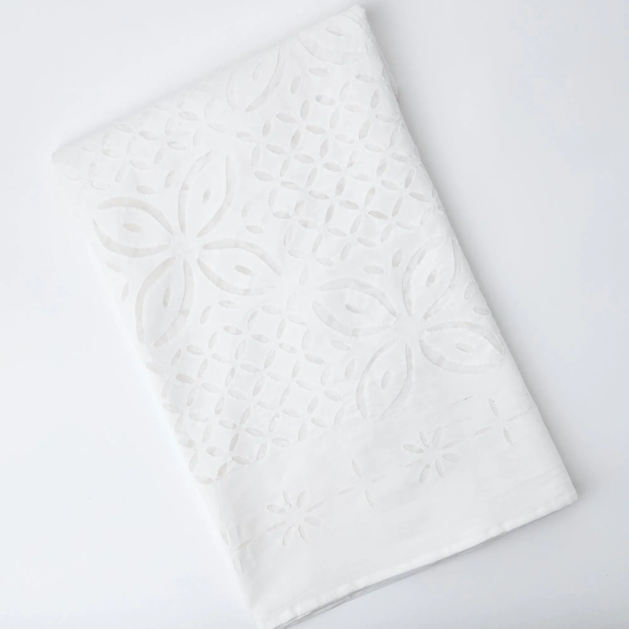 Applique White Tablecloth|Mrs. Alice Sale