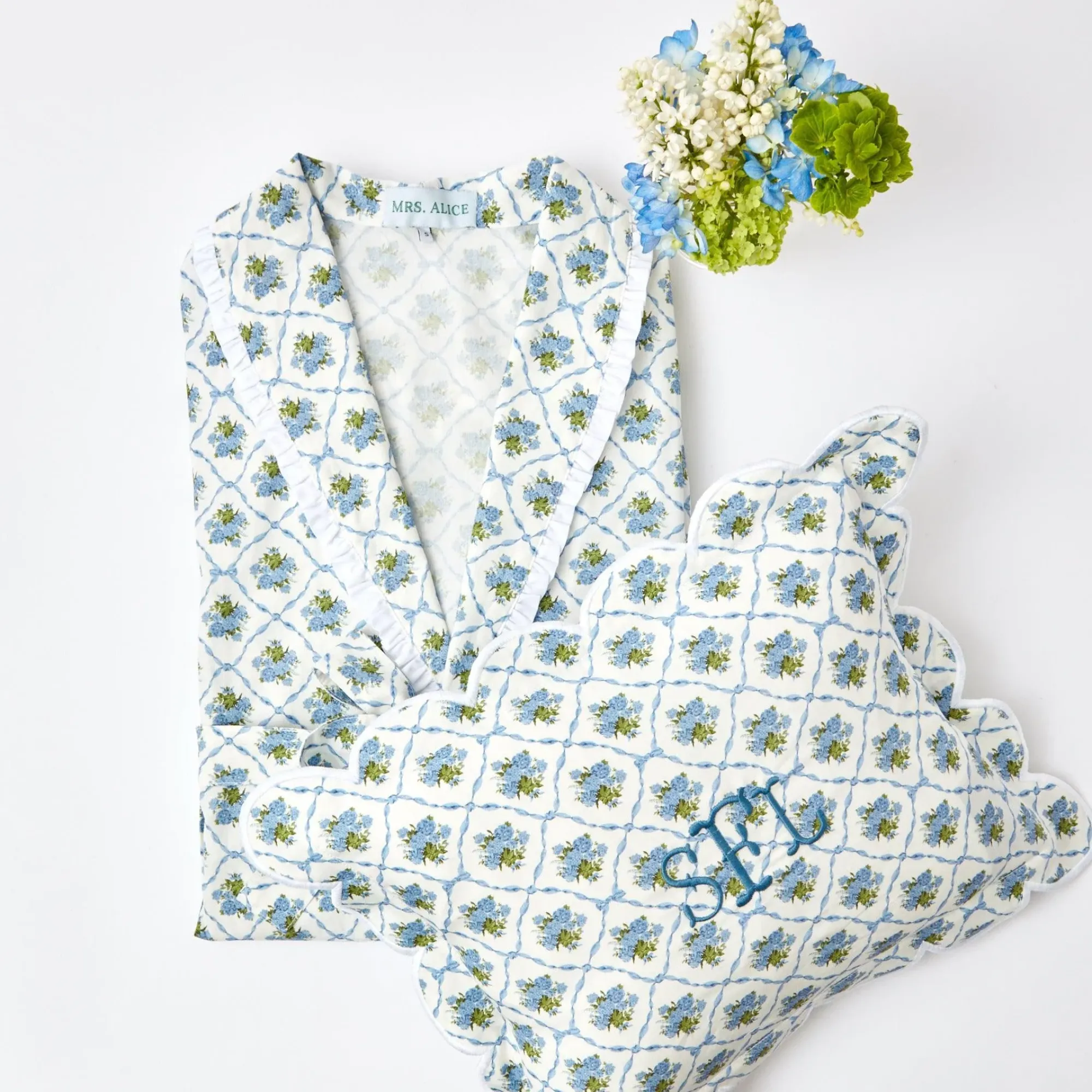 Blue Bouquet Dressing Gown|Mrs. Alice Clearance