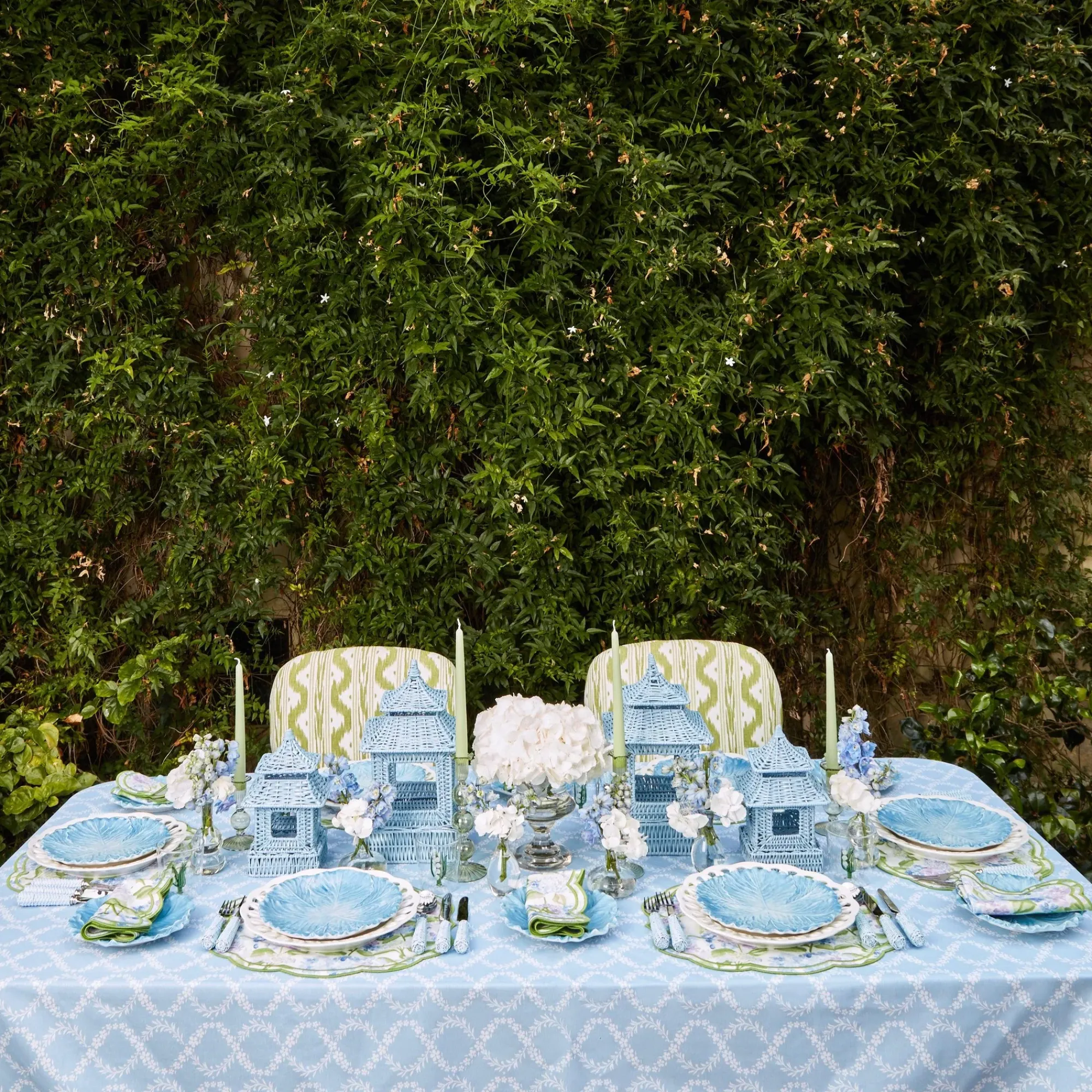 Camilla Hydrangea Placemats & Napkins (Set Of 4)|Mrs. Alice Online