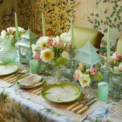 Capri Lettuce Dinner Plate|Mrs. Alice Hot