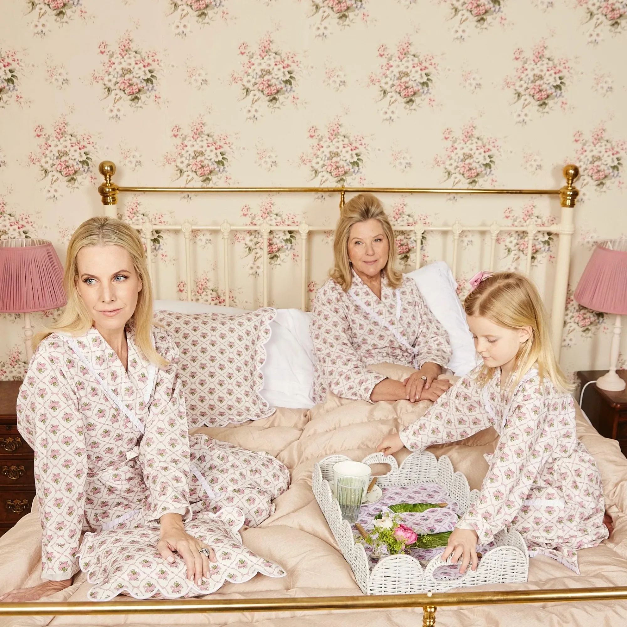 Children's Pink Bouquet Dressing Gown|Mrs. Alice Online