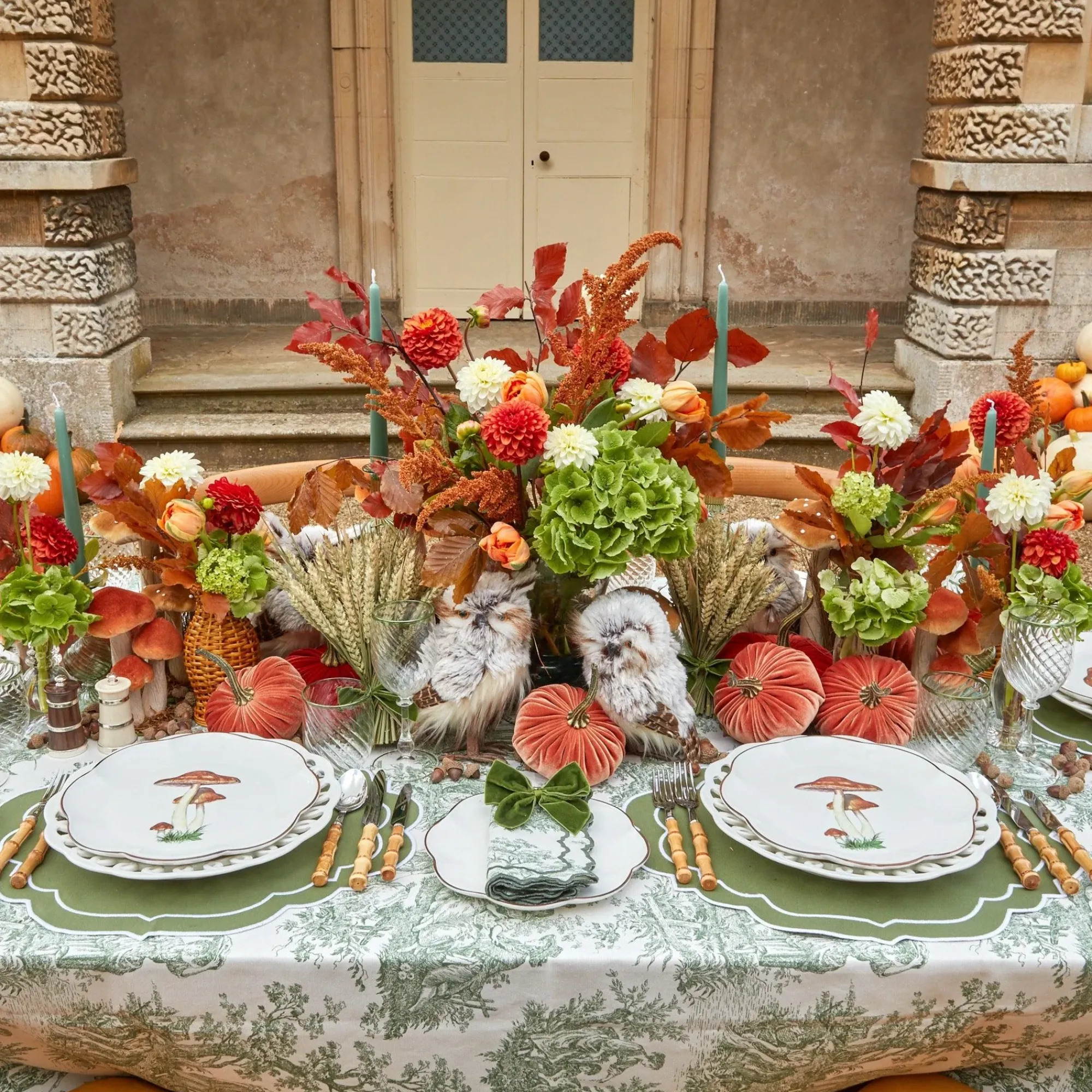 Chloe Toile Tablecloth|Mrs. Alice