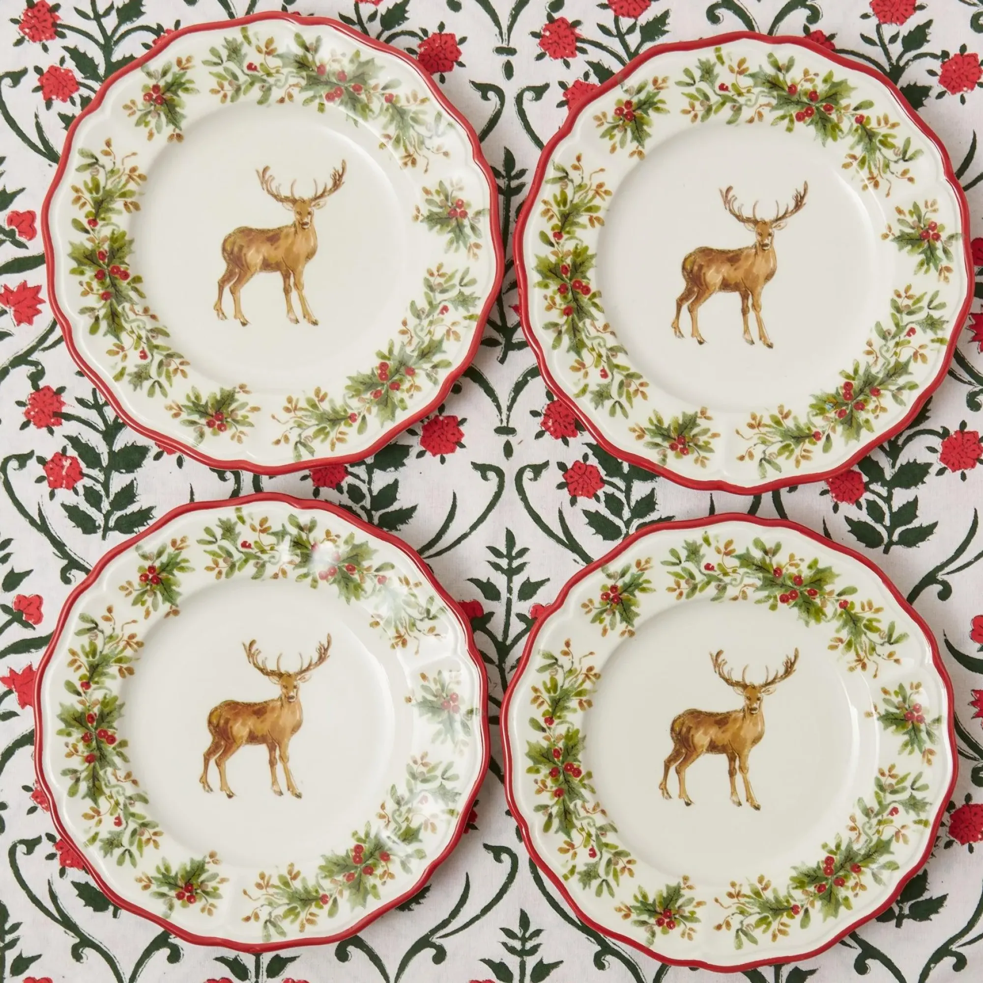 Christmas Garland Tablecloth|Mrs. Alice Clearance