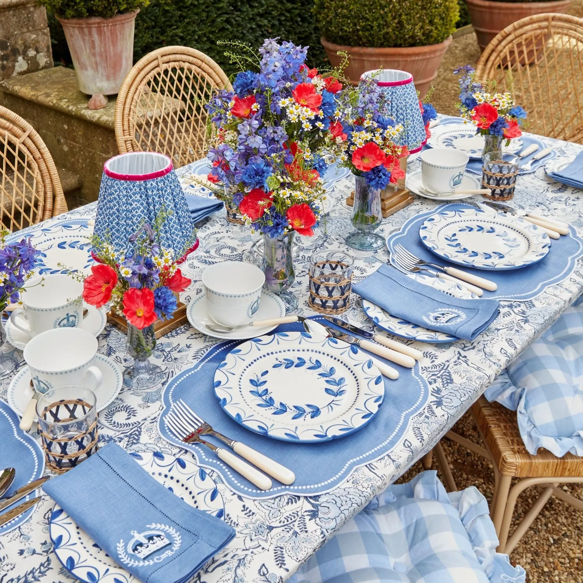 Elizabeth Garland Dinner Plate|Mrs. Alice