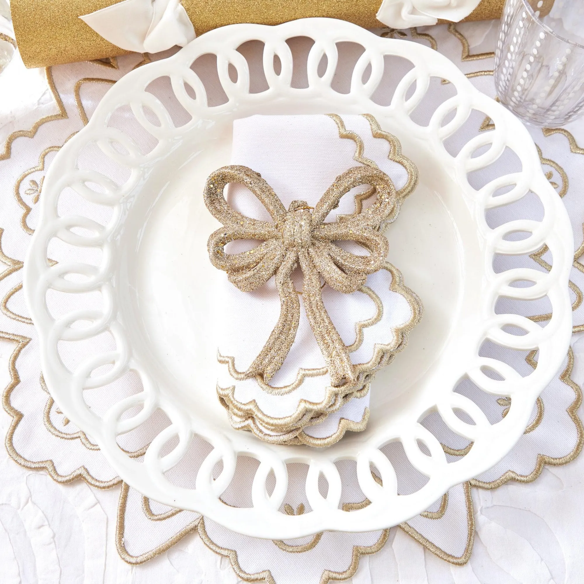 Gold Snowflake Napkins (Set Of 4)|Mrs. Alice Online