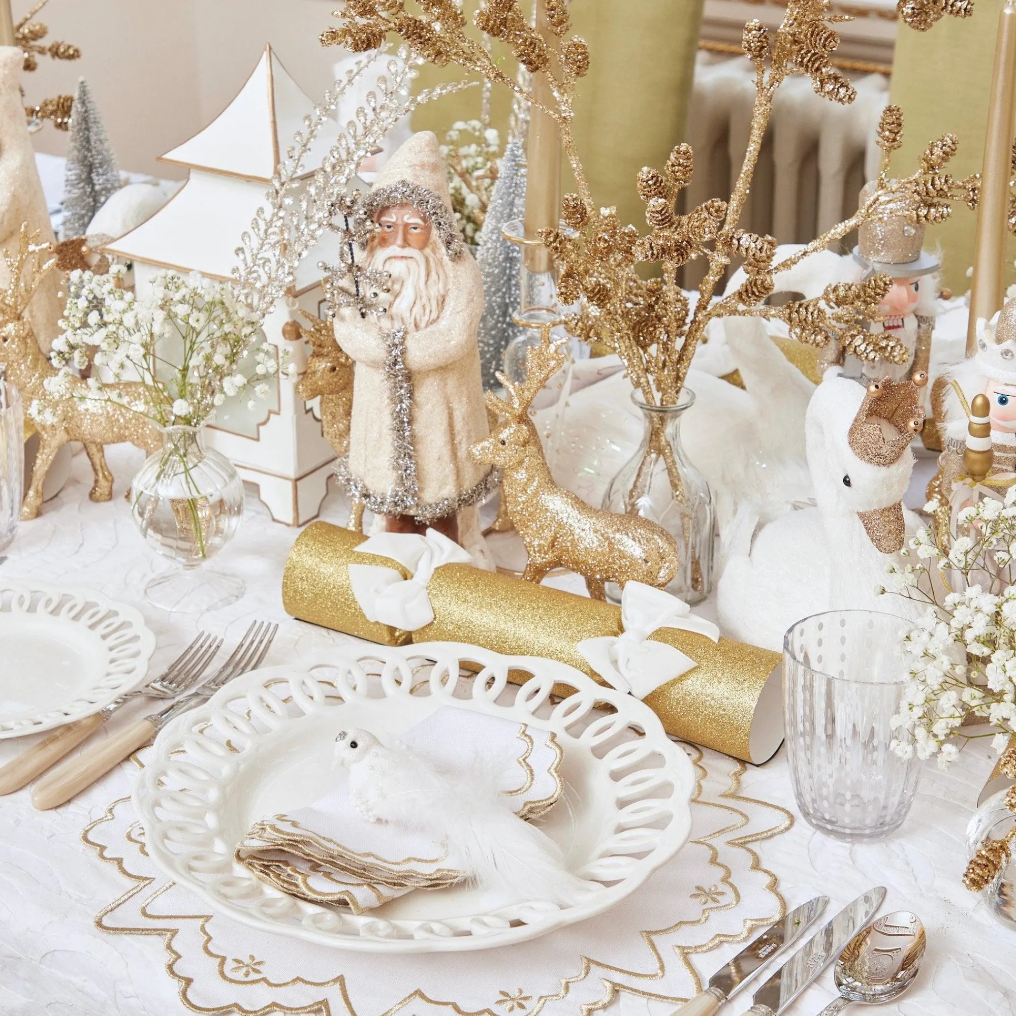 Gold Snowflake Napkins (Set Of 4)|Mrs. Alice Online