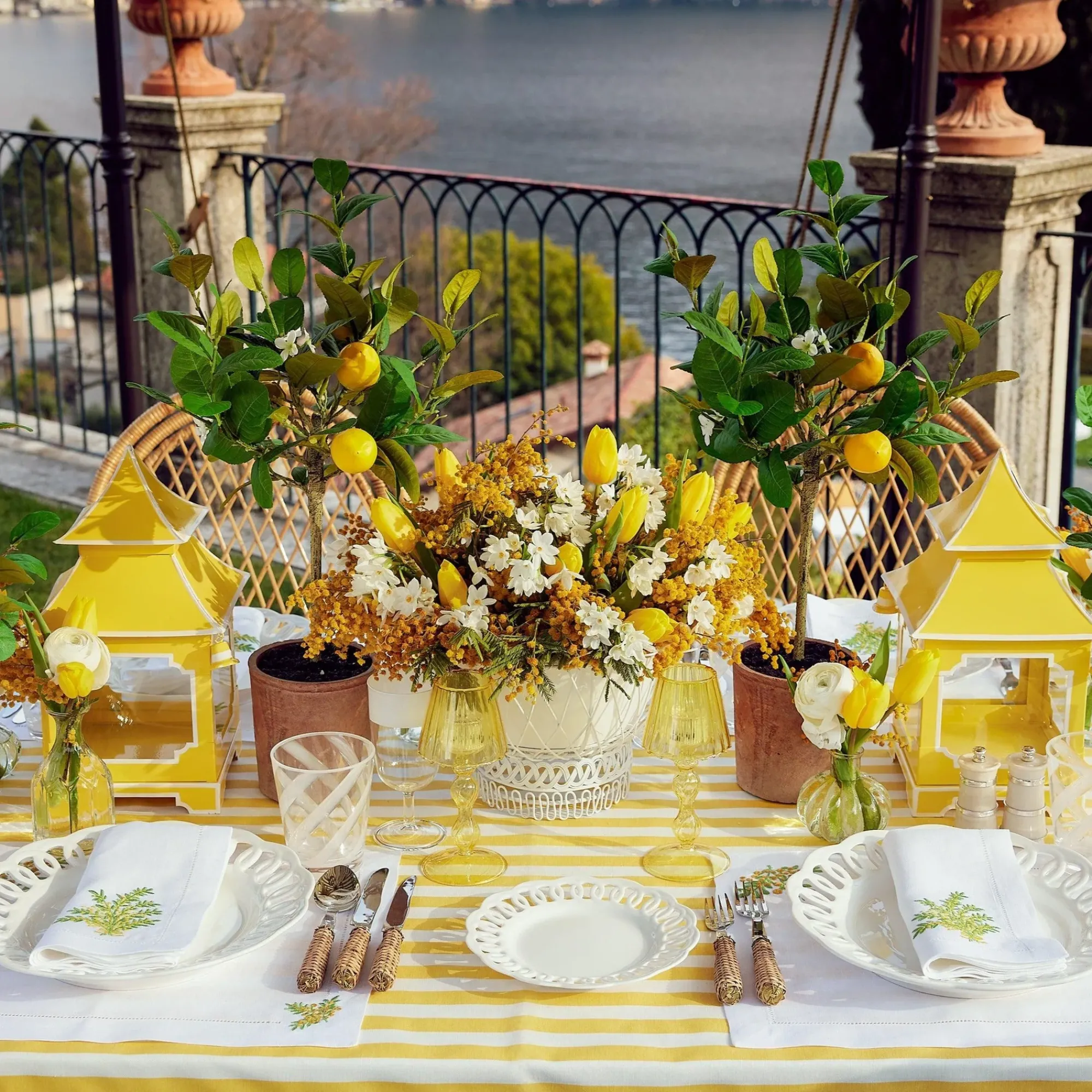 Mimosa White Linen Placemats & Napkins (Set Of 4)|Mrs. Alice