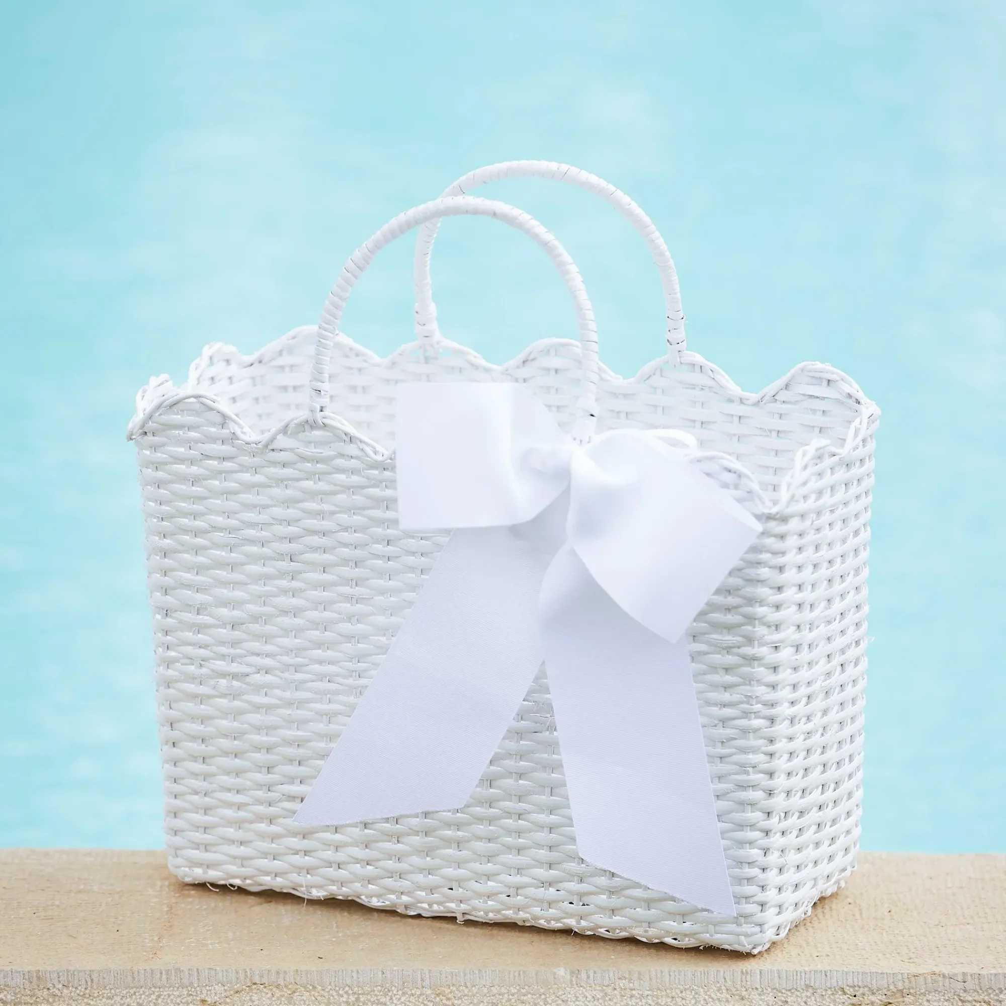 White Rattan Tote Bag (White Bow)|Mrs. Alice Sale