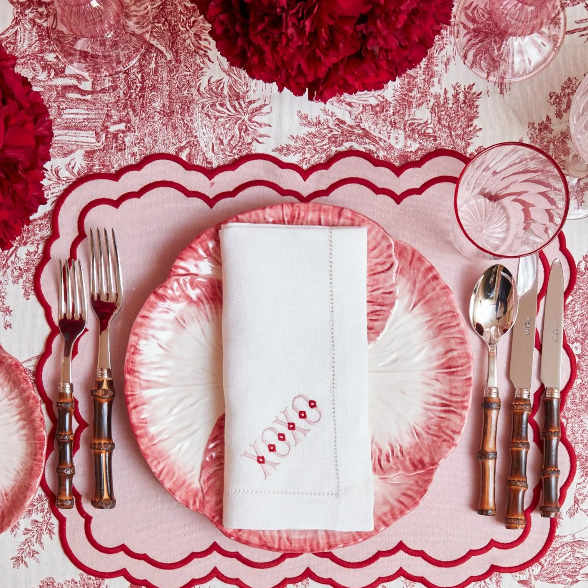 Pink Capri Lettuce Dinner Plate|Mrs. Alice Hot