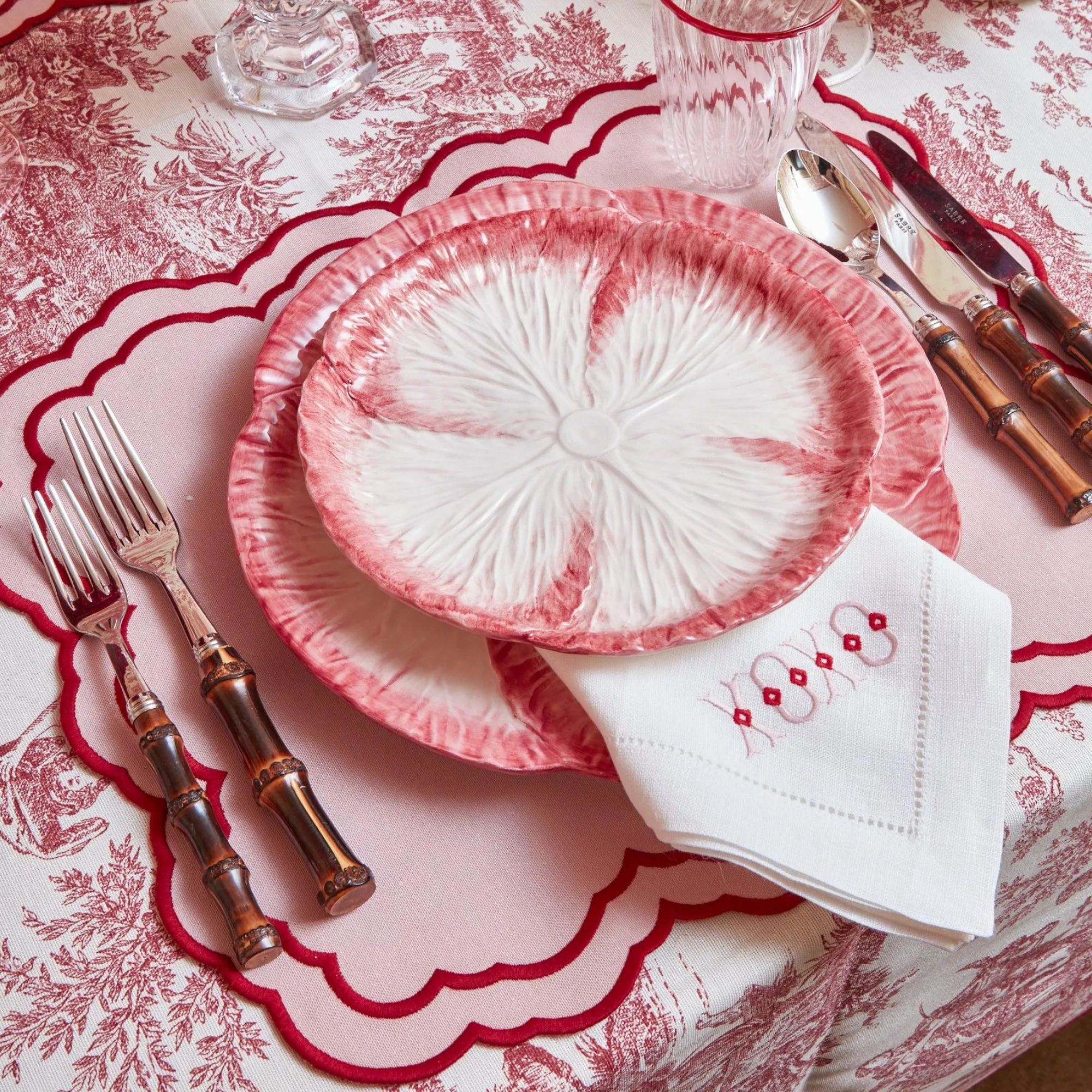 Pink Capri Lettuce Dinner Plate|Mrs. Alice Hot