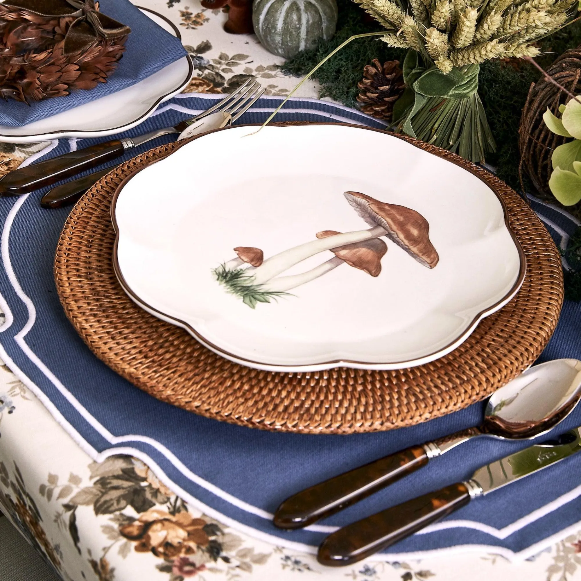 Scalloped Mushroom Dinner Plate (Set Of 4)|Mrs. Alice New