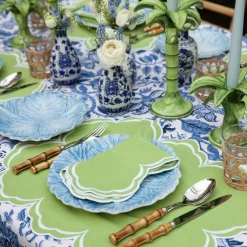 Serena Apple Green Scalloped Placemats (Set Of 4)|Mrs. Alice Clearance