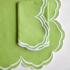 Serena Apple Green Scalloped Placemats (Set Of 4)|Mrs. Alice Clearance