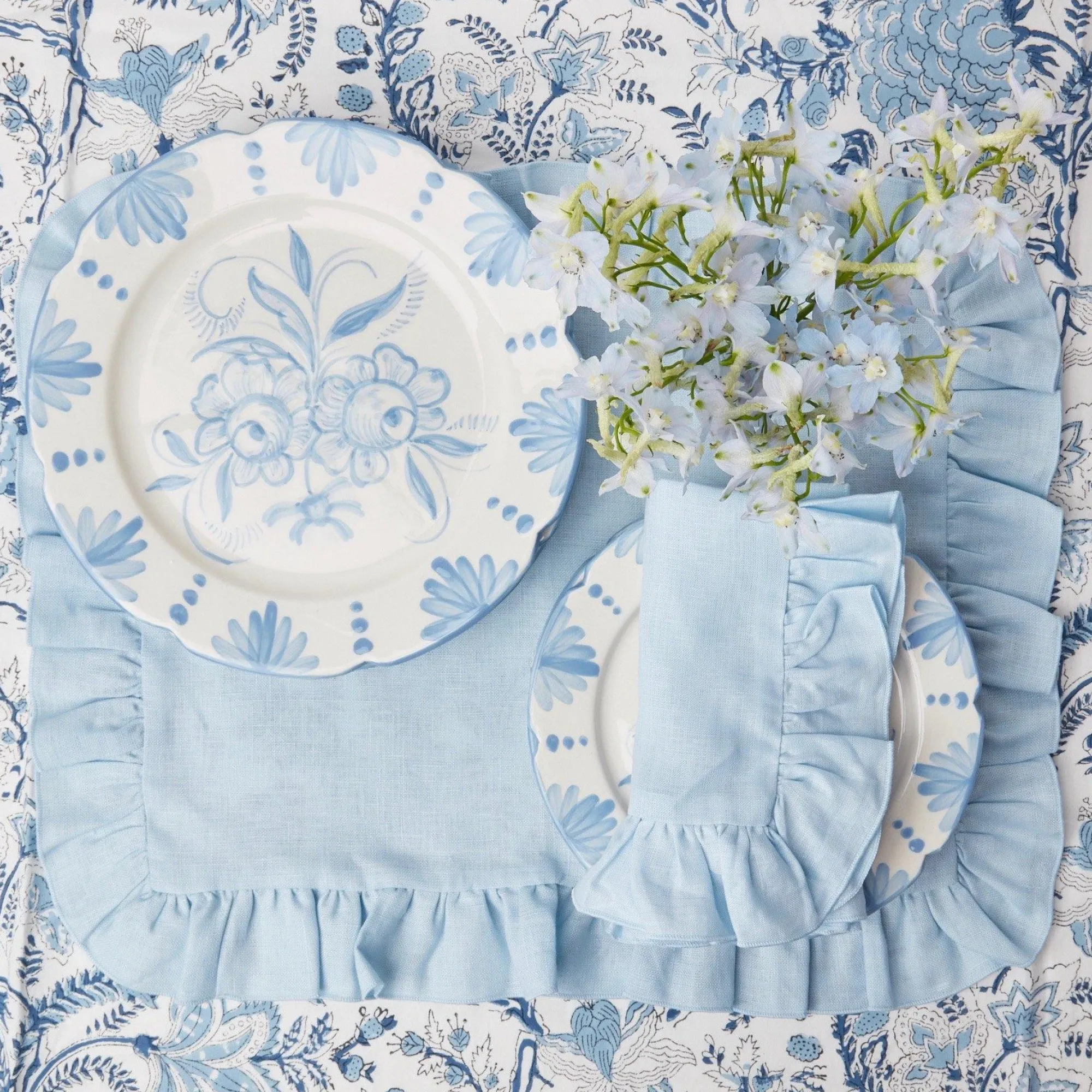 Seville Blue Gardenia Dinner Plate (Set Of 4)|Mrs. Alice Online