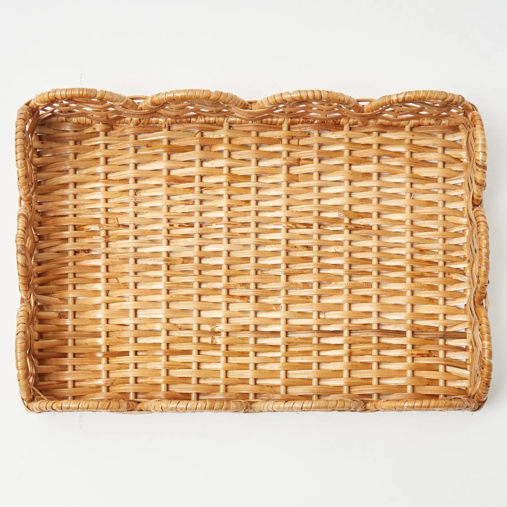 Small Scalloped Rattan Tray|Mrs. Alice Discount