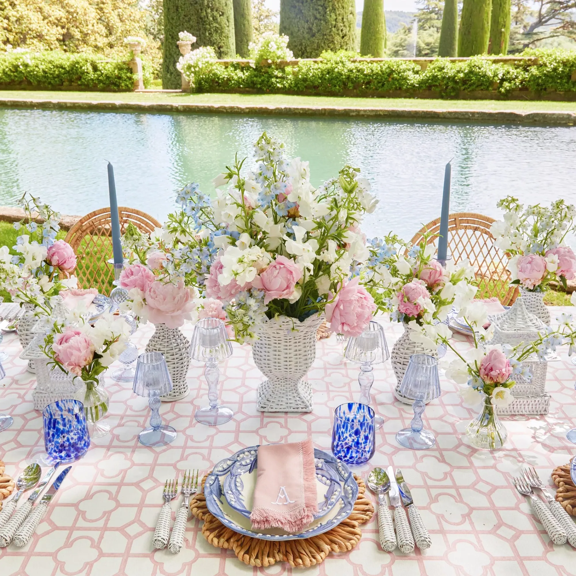 Small White Rattan Urn Vase|Mrs. Alice Discount