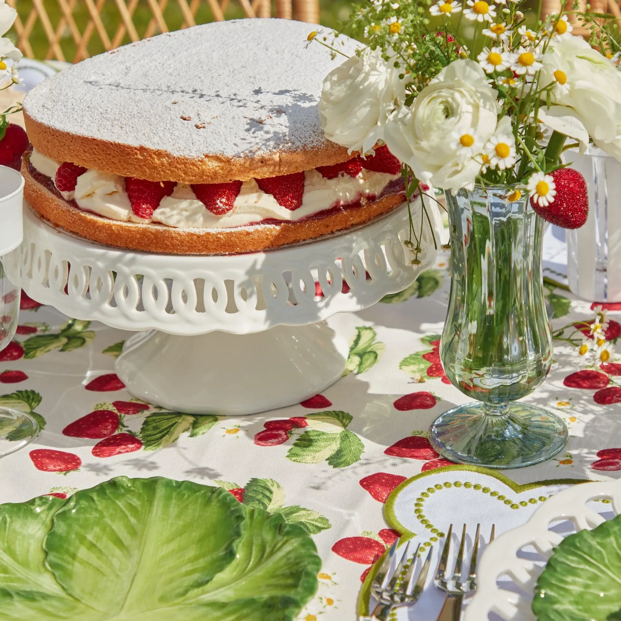 Strawberry Tablecloth|Mrs. Alice Clearance