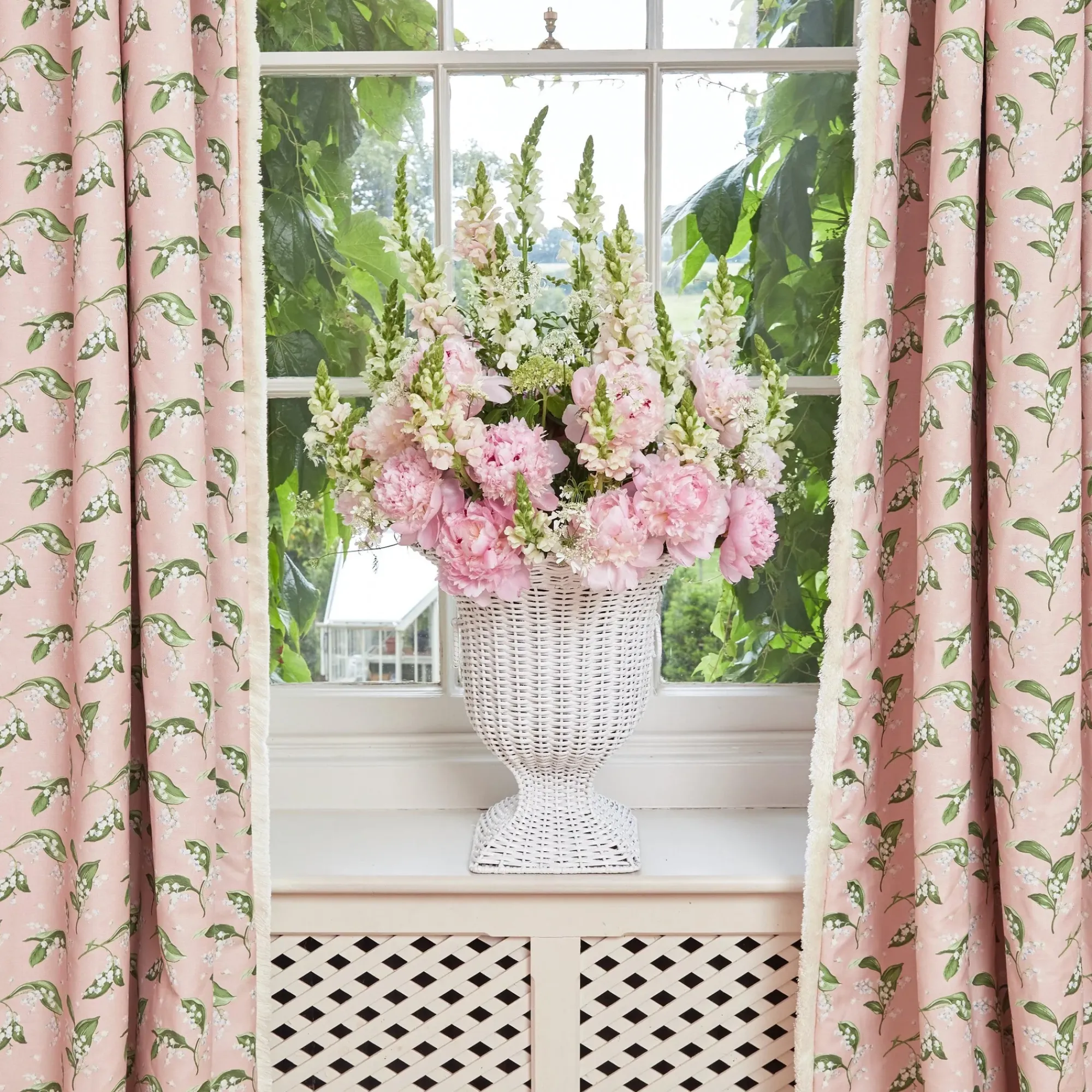 White Liliana Scalloped Rattan Urn|Mrs. Alice New