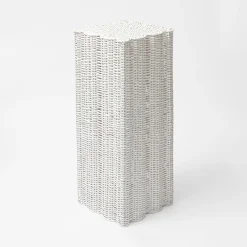 White Liliana Scalloped Rattan Pedestal And Urn|Mrs. Alice Clearance