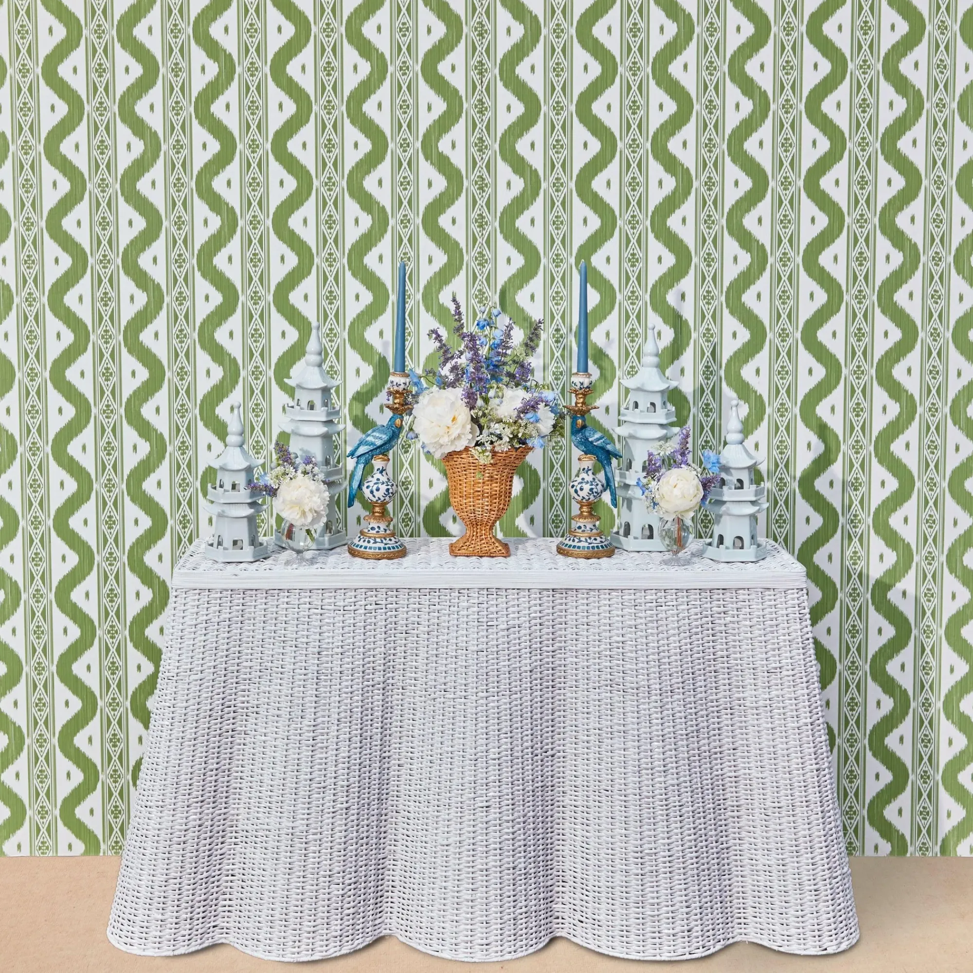 White Porcelain Pagoda Decoration Set|Mrs. Alice New